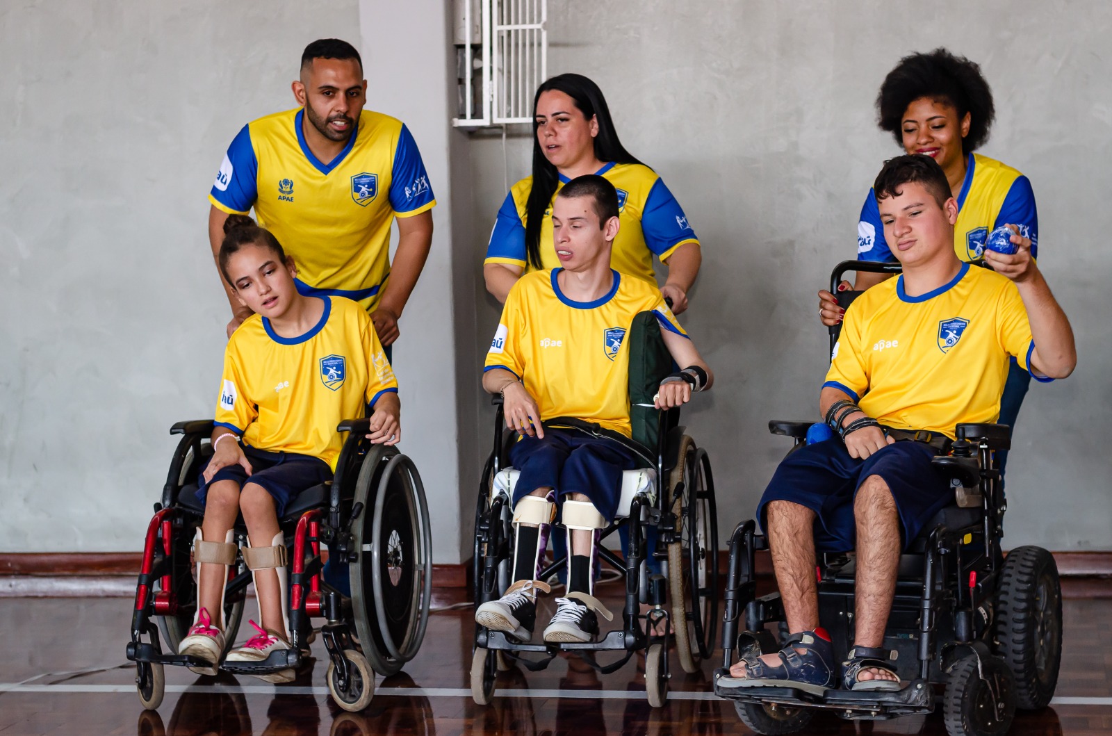 Atletas em modalidade adaptada — bocha paralímpica
